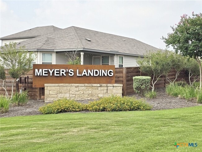 723 Myrtle Path in New Braunfels, TX - Building Photo - Building Photo
