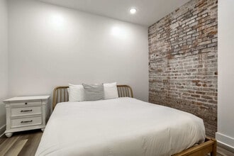 1050 Annunciation St in New Orleans, LA - Building Photo - Building Photo