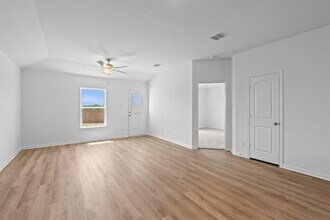 440 Aplite Pass in Maxwell, TX - Building Photo - Building Photo