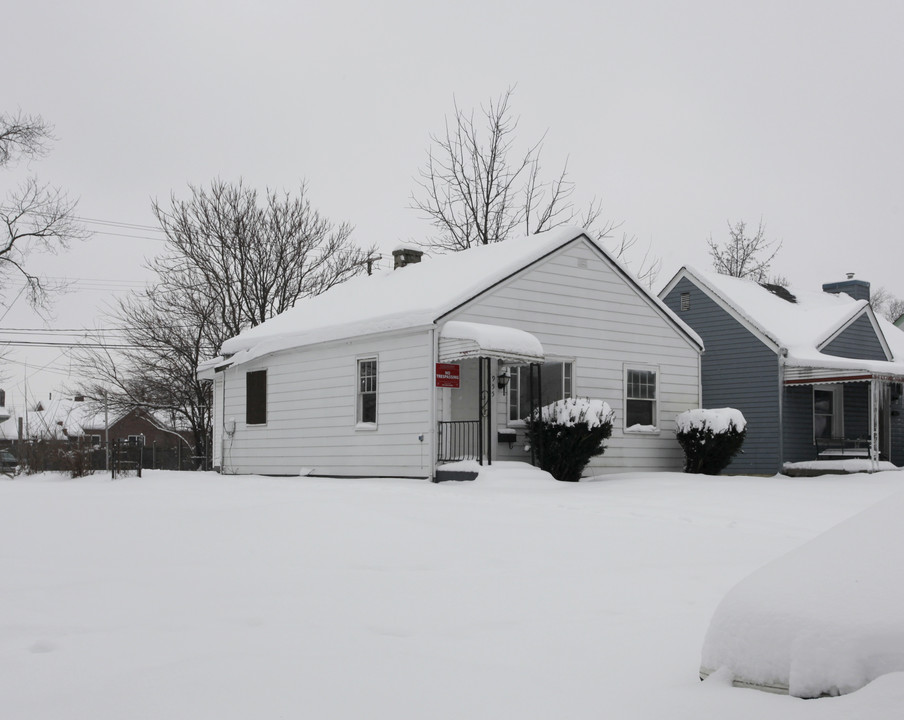 955 18th Ave in Columbus, OH - Foto de edificio