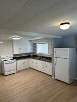 144 Chapin St in Canandaigua, NY - Building Photo