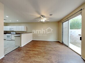 1144 Evening Ridge St in Henderson, NV - Building Photo - Building Photo