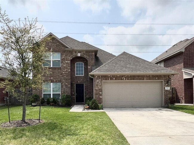 property at 7915 Wood Hollow Dr