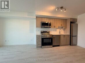 1010 Sandy Beach Rd in Pickering, ON - Building Photo - Building Photo