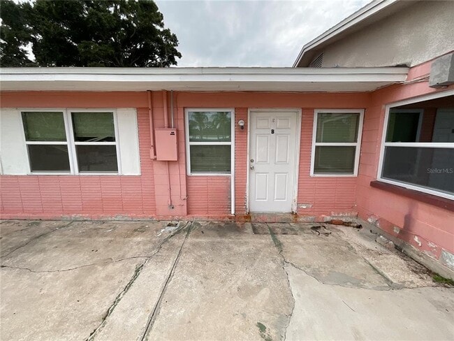property at 2117 Calusa Trail