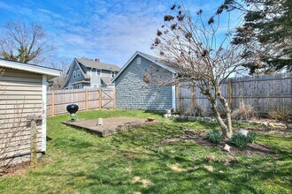 23 Gregory Blvd in Norwalk, CT - Building Photo - Building Photo