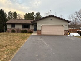 2120 Walker Rd in Mosinee, WI - Building Photo