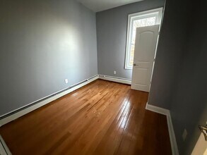 139 W 54th St in Bayonne, NJ - Building Photo - Building Photo