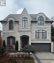 282 McKee Ave in Toronto, ON - Building Photo