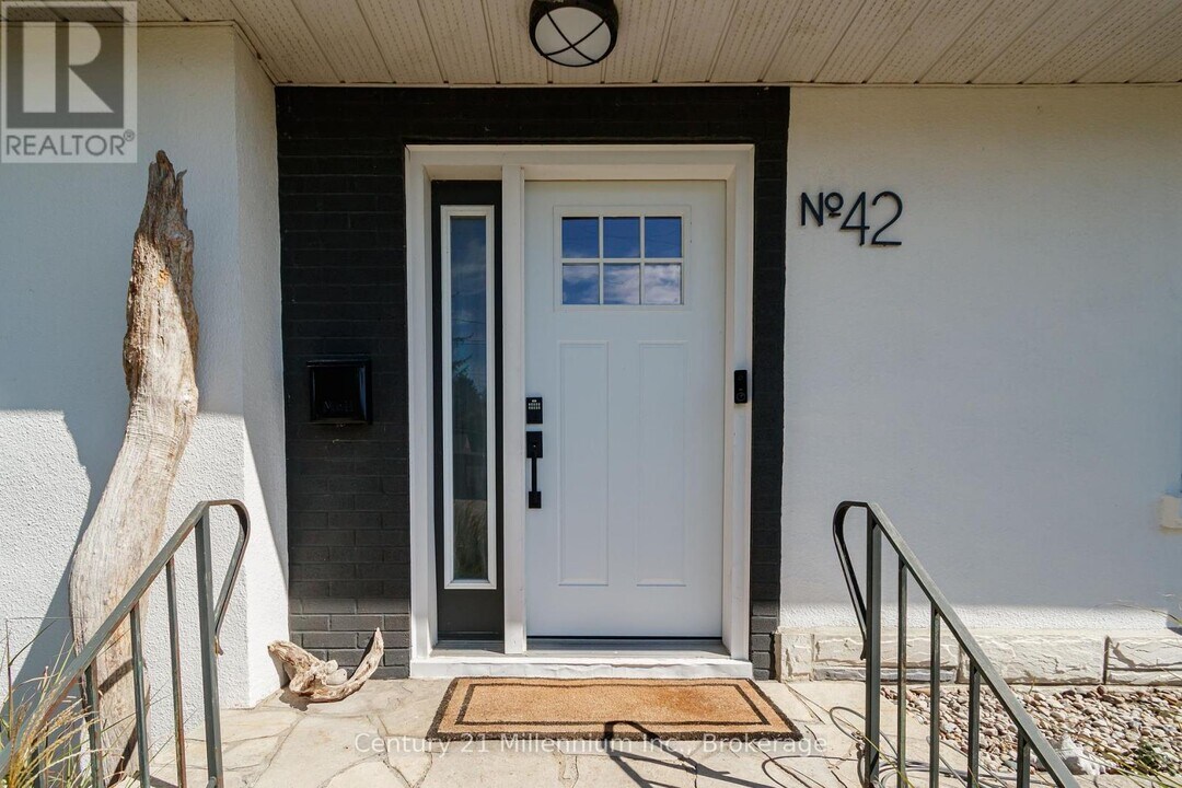 42 Niagara St in Collingwood, ON - Building Photo