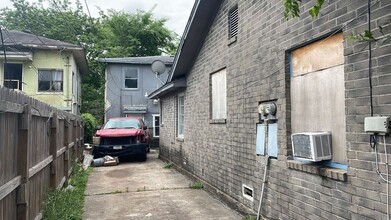 1506 4th St in Galena Park, TX - Building Photo - Building Photo