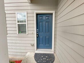 3202 Blue Springs Trace in Kennesaw, GA - Building Photo - Building Photo