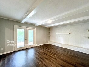 8287 Farmington Dr E in Southaven, MS - Building Photo - Building Photo