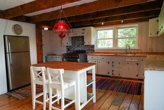 9 Pulvers Ln in Rhinebeck, NY - Building Photo - Building Photo