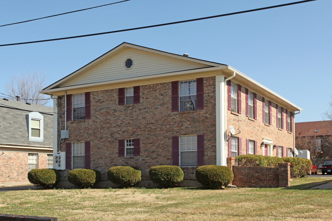 4207 Wallingford Ln in Louisville, KY - Foto de edificio