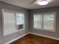 119 E 27th St photo'