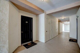 2221 Tuscany Way in Boynton Beach, FL - Building Photo - Building Photo