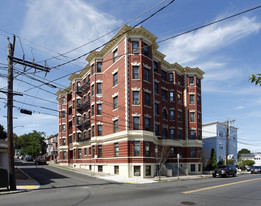 445 Essex St Apartments