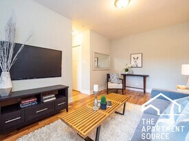 2907 N Mildred Ave, Unit CC2 in Chicago, IL - Building Photo