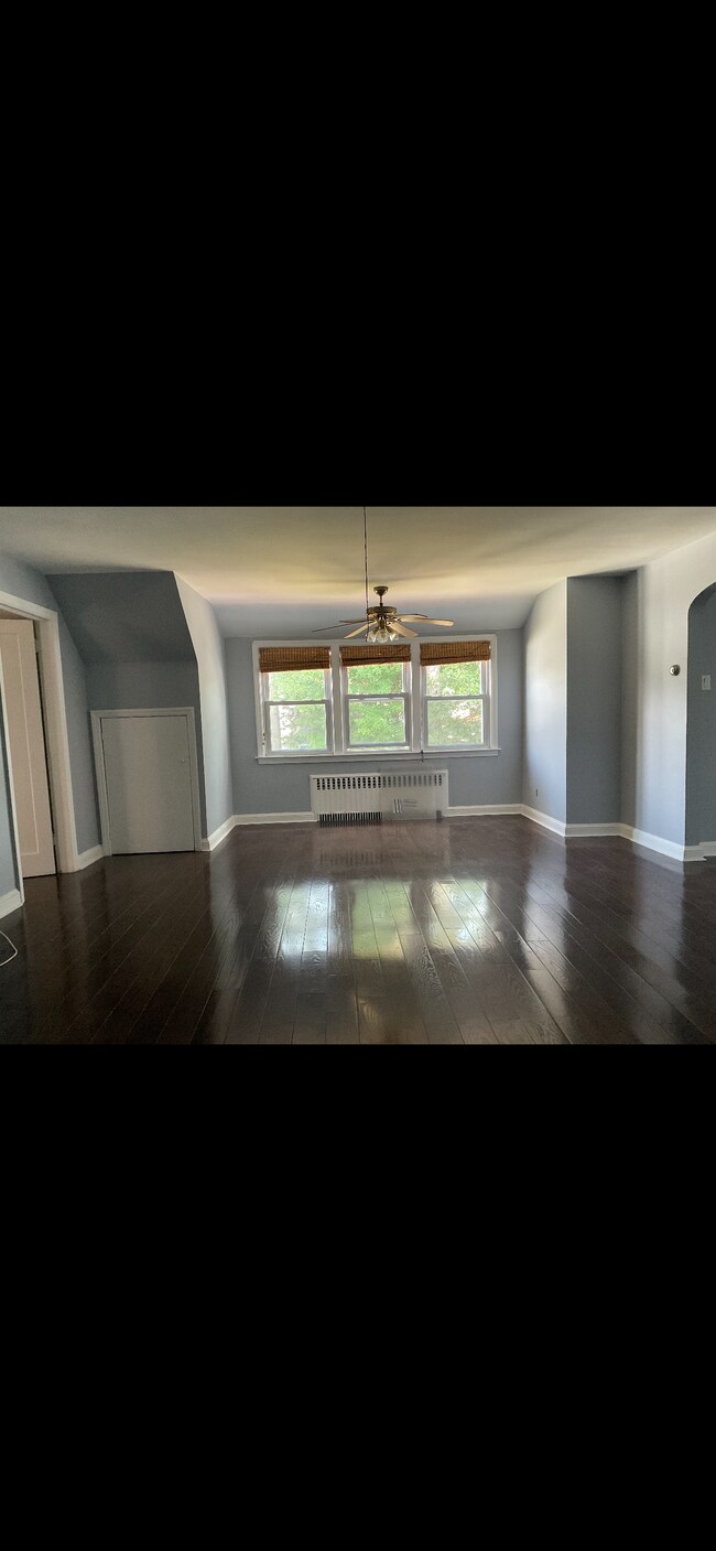 25 Highland Rd Apartments and Nearby Valley Stream Apartments For Rent