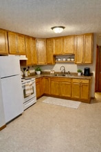 1201 Whitewater Ave, Unit 5 in St. Charles, MN - Building Photo - Building Photo