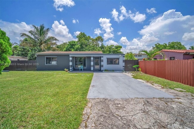 14600 NW 11th Ct in Miami, FL - Building Photo - Building Photo