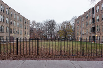 The Trilogy at Hyde Park in Chicago, IL - Building Photo - Building Photo