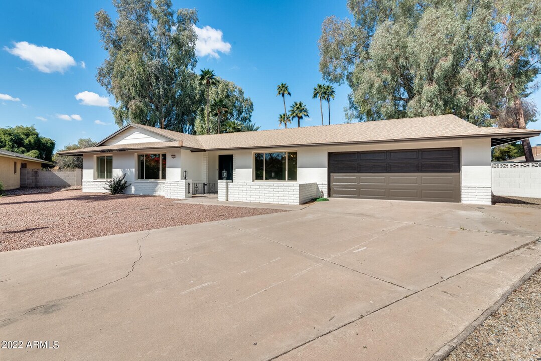 4408 W El Camino Dr in Glendale, AZ - Building Photo