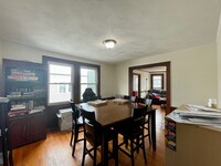 58 Brock St, Unit #3 in Boston, MA - Foto de edificio - Building Photo