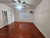 2702 Washington Ave photo'