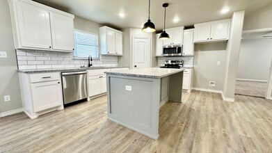 7409 E Keuka St in Idalou, TX - Building Photo - Building Photo