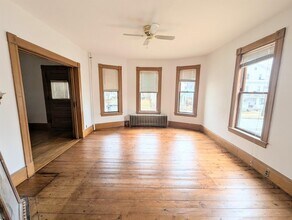 417 Cliff St in St Johnsbury, VT - Building Photo - Building Photo