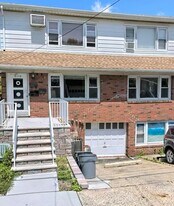 9119 Smith Ave in North Bergen, NJ - Building Photo