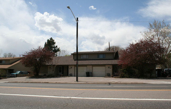 1541 S Sheridan Blvd in Lakewood, CO - Building Photo - Building Photo