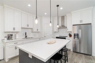 2940 Douglas Wy in Brownsville, TX - Building Photo - Building Photo