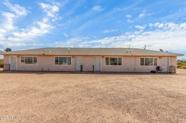 4015 N Montezuma Dr in Eloy, AZ - Building Photo - Building Photo