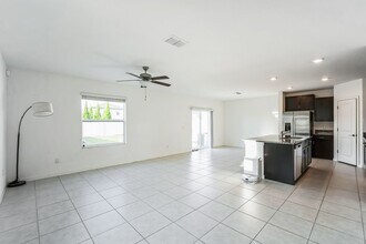 9923 Jackfruit Ct in Riverview, FL - Building Photo - Building Photo