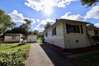 9107 Mapleview Ave in Richmond, VA - Building Photo - Building Photo