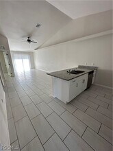 604 SE 8th Terrace in Cape Coral, FL - Building Photo - Building Photo