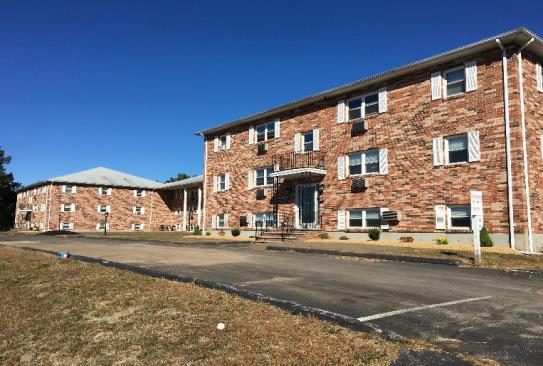 Highland Avenue Apartments in Pelham, NH - Building Photo