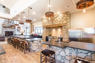 Bucking Horse Apartments in Fort Collins, CO - Building Photo - Building Photo