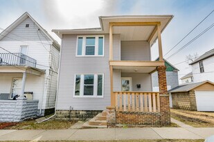 924 Nagold St NW in Grand Rapids, MI - Building Photo
