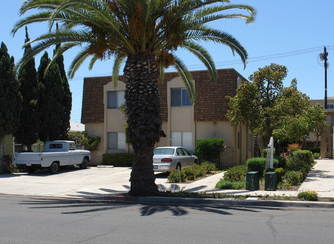 4146 32nd St in San Diego, CA - Foto de edificio - Building Photo