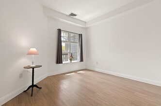 501 Commerce Dr in Braintree, MA - Building Photo - Building Photo