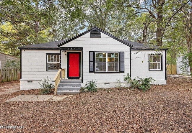property at 551 Woodbury Rd