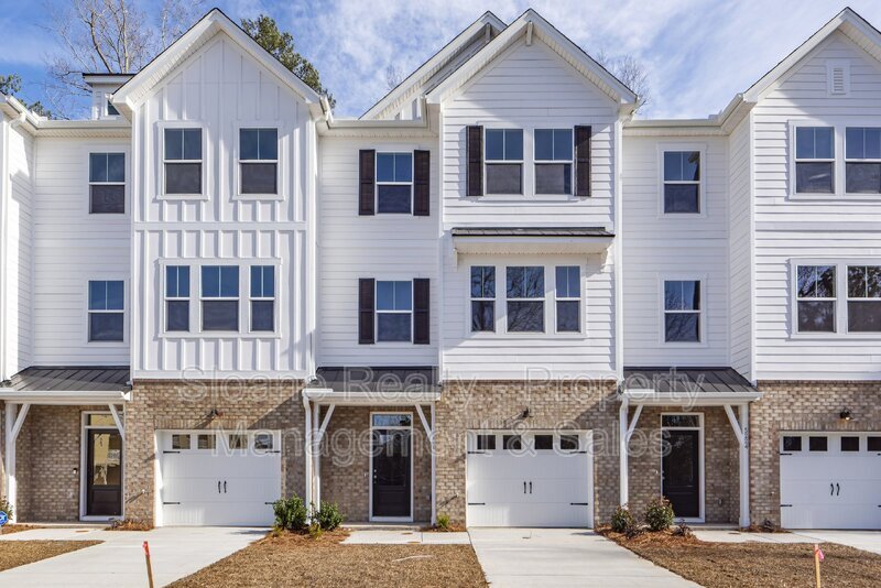 5222 Palm Ct in Summerville, SC - Building Photo