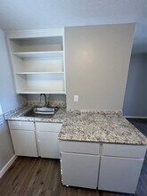 10229 NE Prescott St in Portland, OR - Building Photo - Building Photo