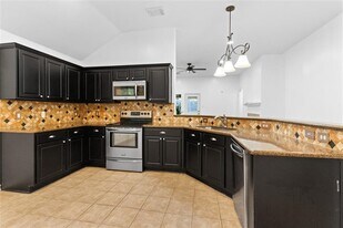15323 Redbud Berry Way in Cypress, TX - Building Photo