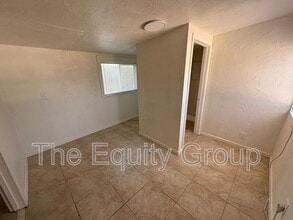 38745 Campbell Dr in Dinuba, CA - Building Photo - Building Photo