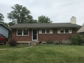 3251 Bayvue Blvd in Arnold, MO - Building Photo